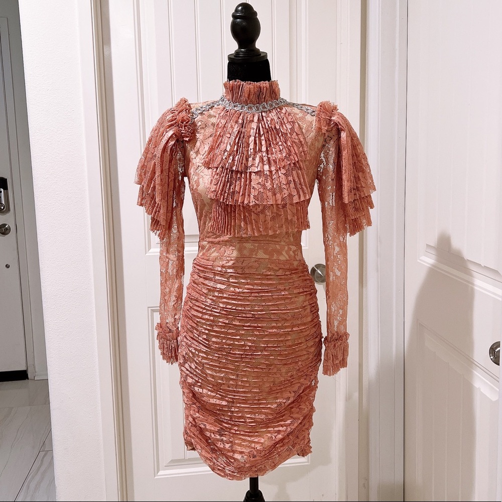 Gorgeous Mock Neck long sleeve lace pattern ruched frills ruffle Mini Dress Sz S